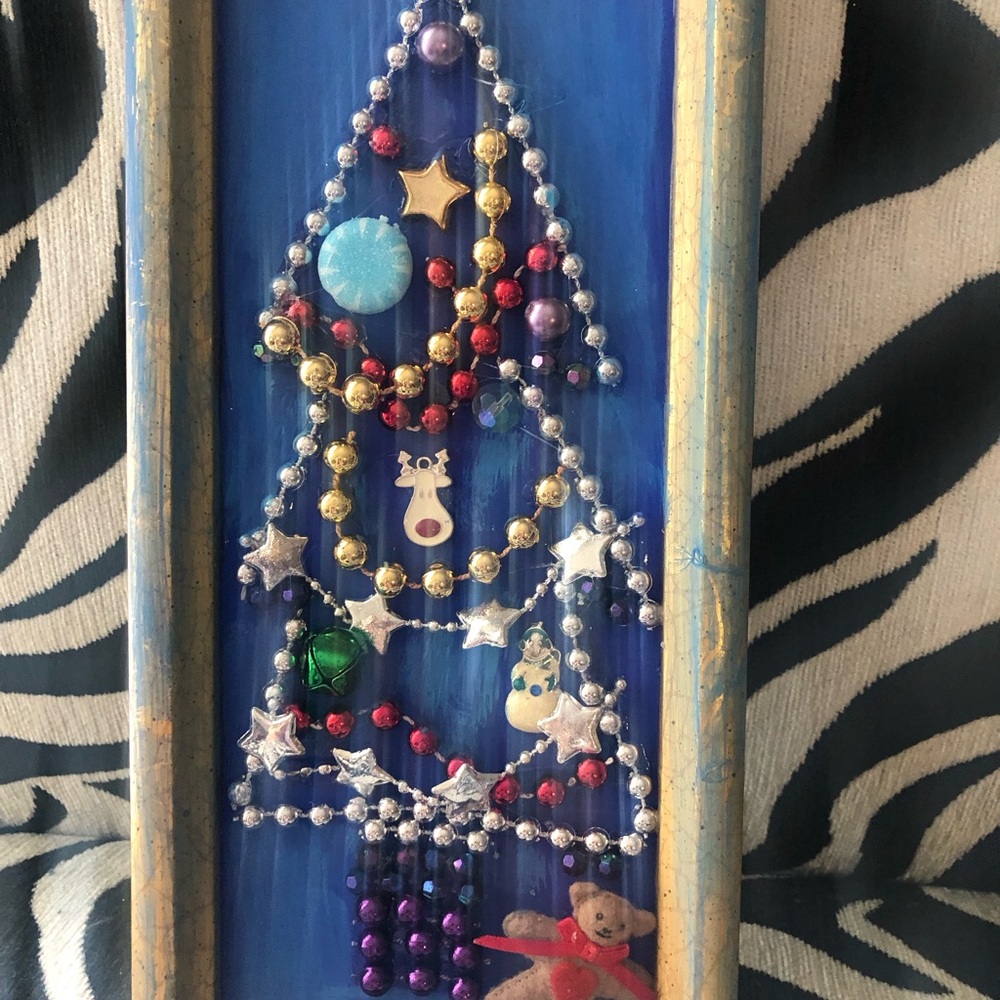 Holiday Beaded Tree Wall Decor - Blue and Gold